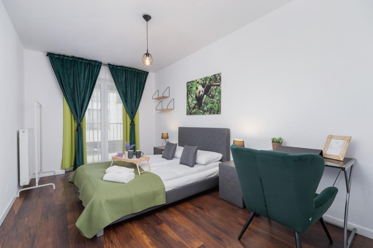Apartment Pet-friendly Slusarska Cracow By Renters