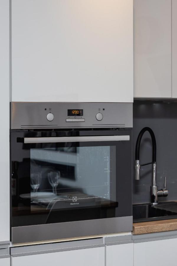 Pet-friendly Slusarska Cracow By Renters Apartment Krakow