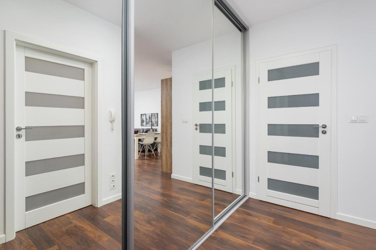 Pet-friendly Slusarska Cracow By Renters