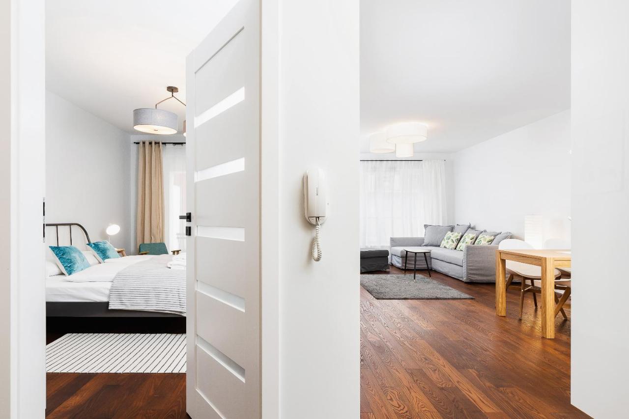 Pet-friendly Slusarska Cracow By Renters Apartment Krakow