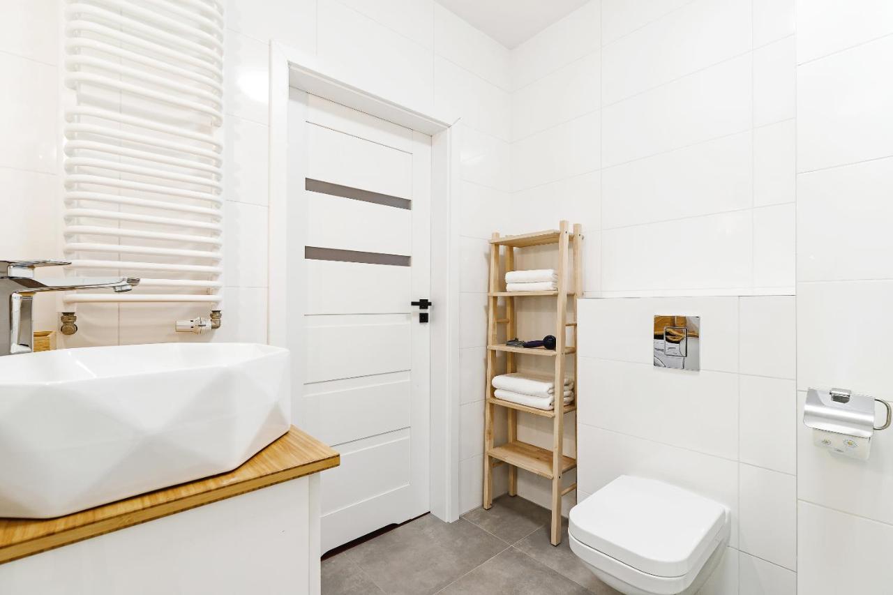 Pet-friendly Slusarska Cracow By Renters Apartment *